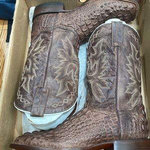 Dan Post Men’s Tan Crazy Horse Cowboy Boots.